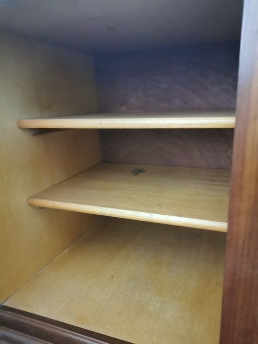 Móvel vintage em bom estado