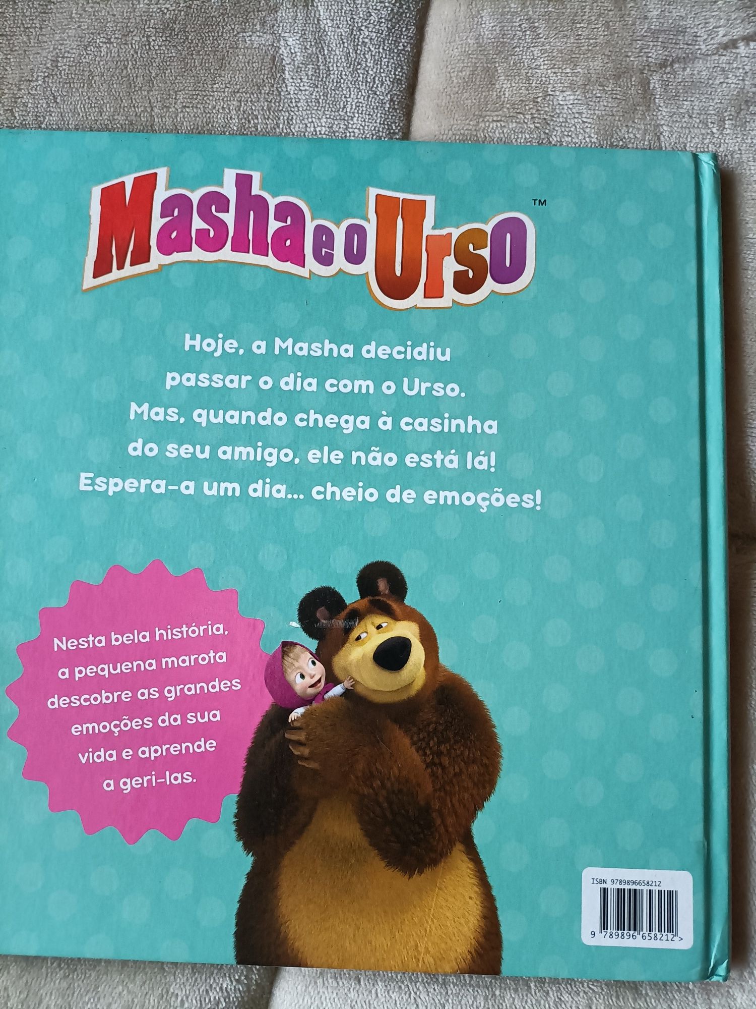 Livro pequena história das grandes emoções da Masha