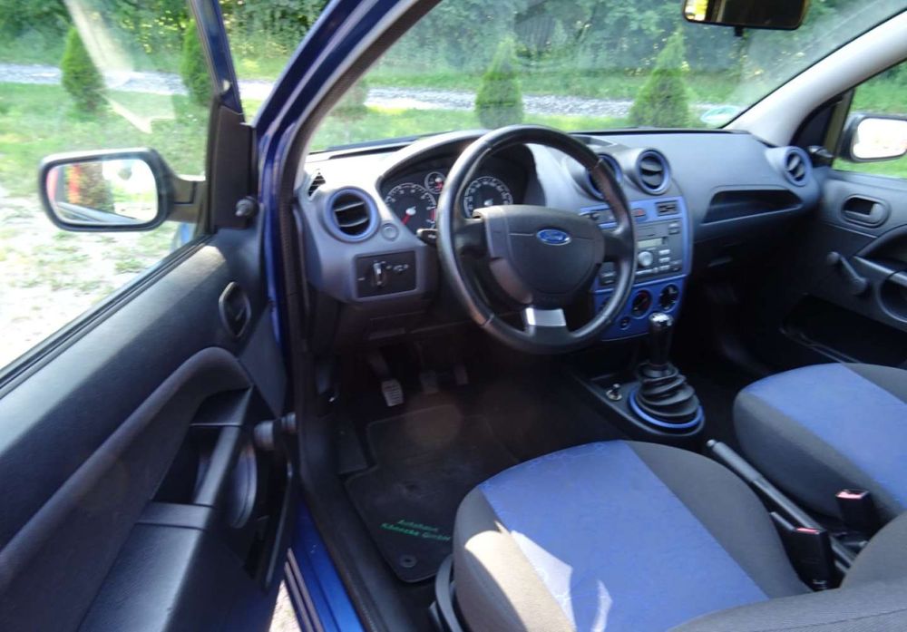 1.3ben,klima,wspomaganie,niski przebieg,opłacona