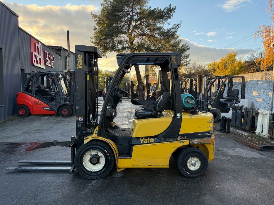 Навантажувач вилковий YALE GLP35VX Вагонник