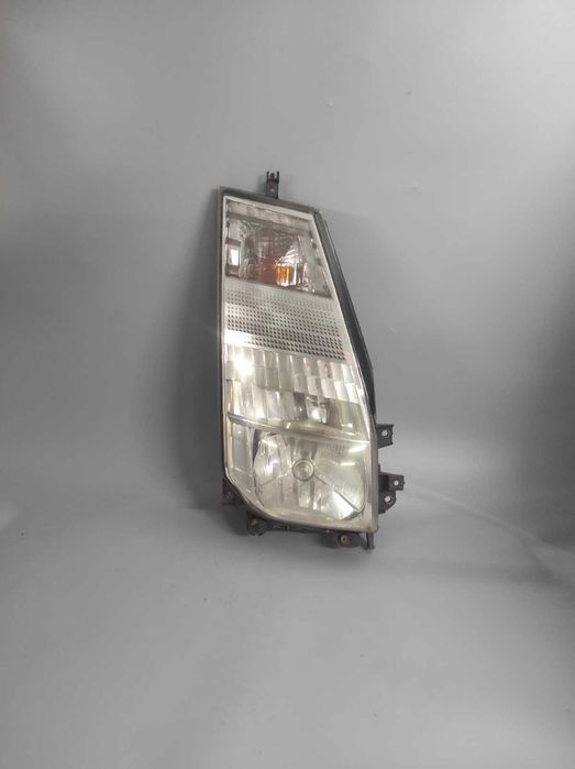 RENAULT MAXITY, Lampa prawy przód, OE: 8931.7201, Oryginał !