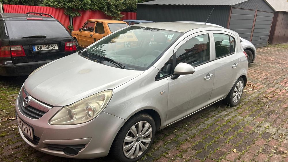 Opel Corsa D 1.2. Niesprawny silnik. 5 drzwi. Klimatyzacją. LPG.