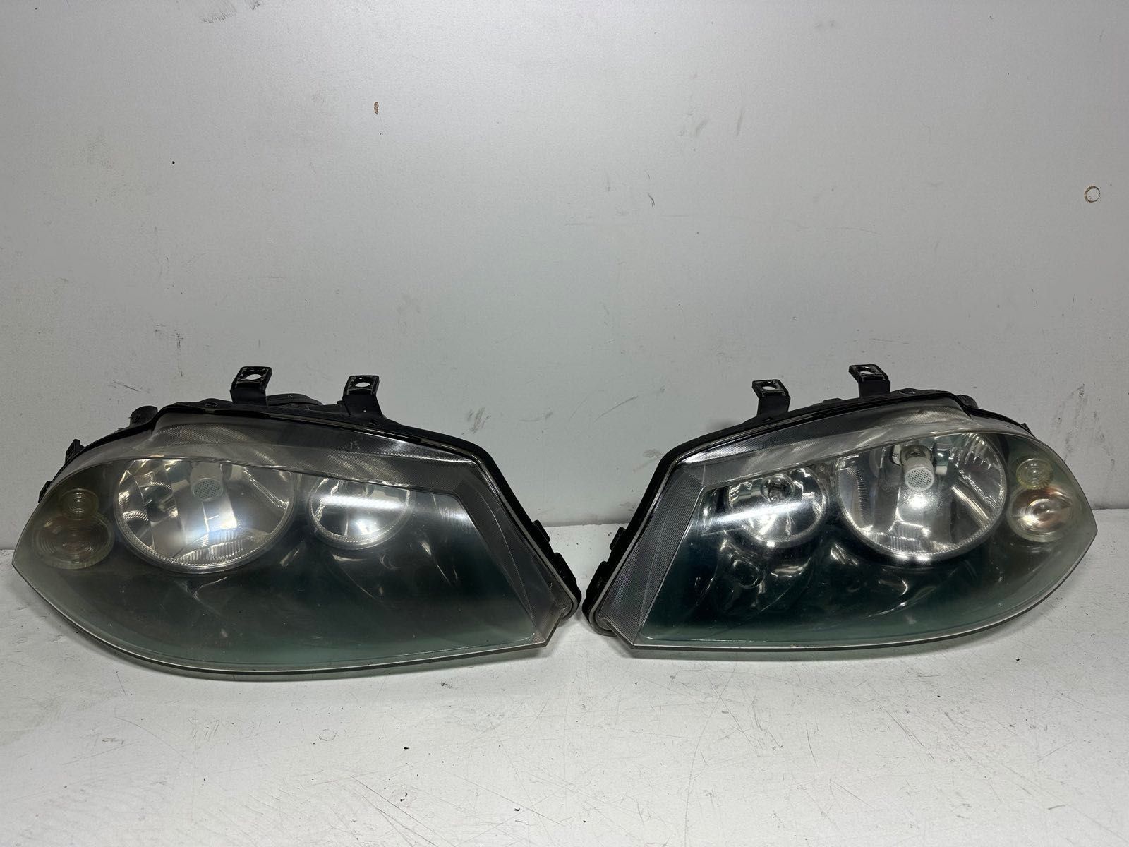Ibiza III 3 Cordoba II lampa przod przednia lewa  Lewa Prawa EU Ładne