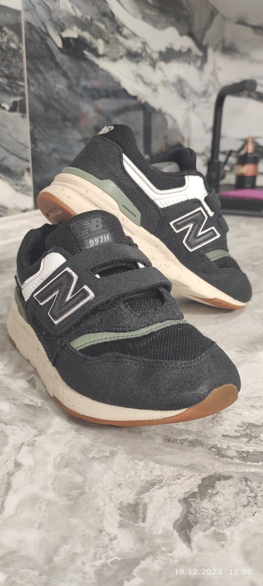 Кросівки дитячі р. 32 New Balance 997H Original