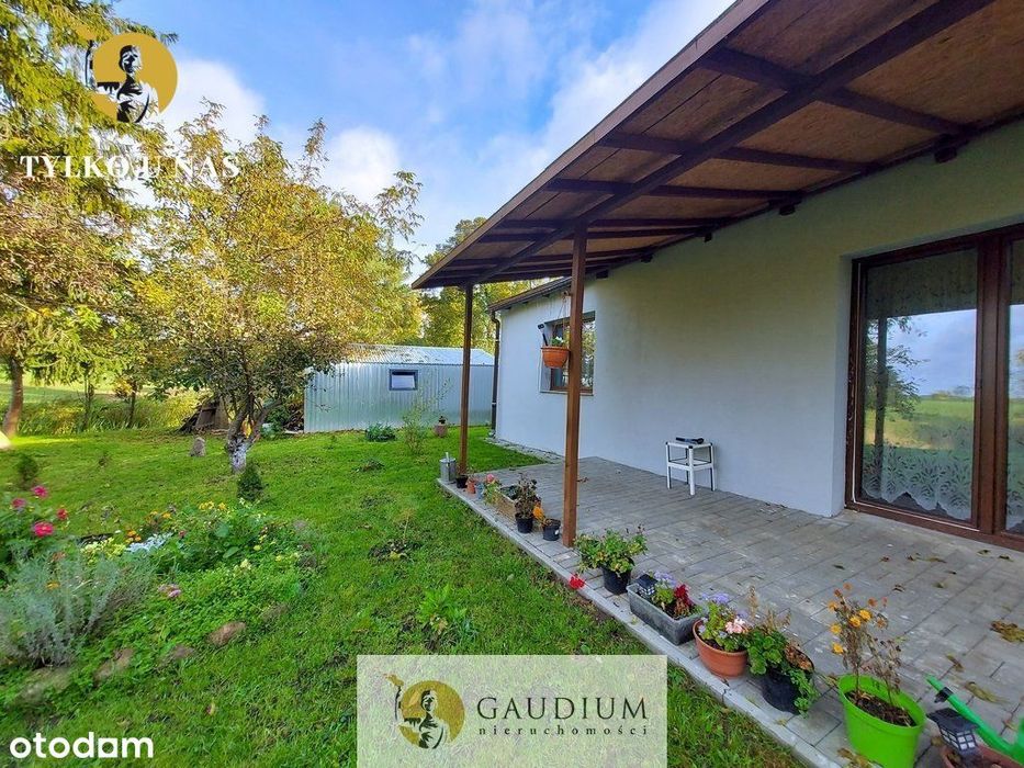 Domek nad rzeką - jak z bajki!