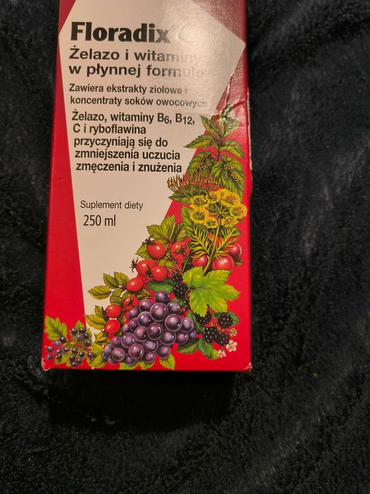 Floradix Żelazo I Witaminy w płynnej formule.