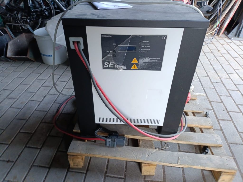 Wózek widłowy elektryczny Still