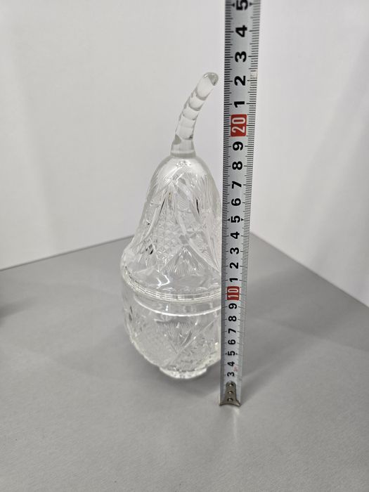 Bomboniera GRUSZKA kryształ  z okresu PRL-U