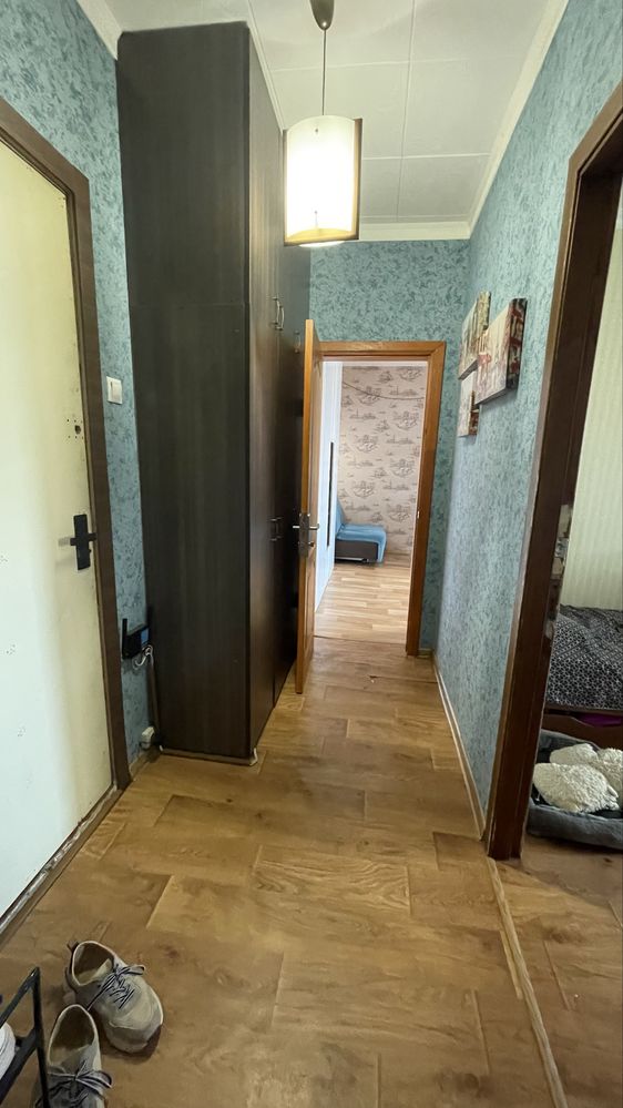 Продам 2к, вул. Кошиця 4, метро Харківська.
