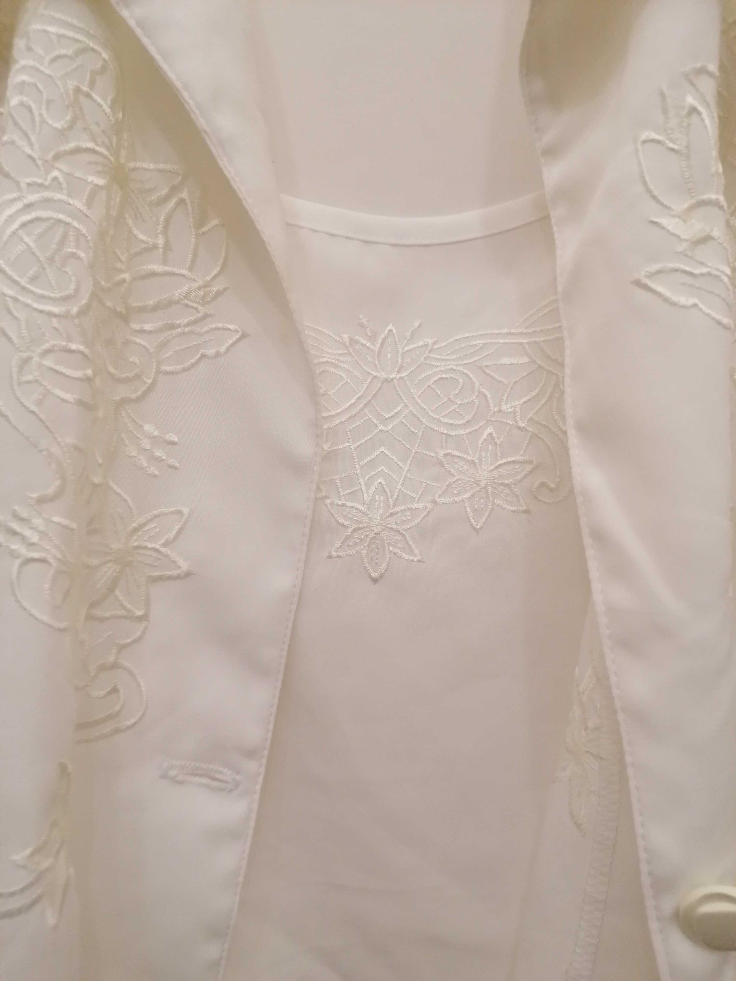 Elegancka bluzka z żakietem, narzutką ozdobione haftami XL
