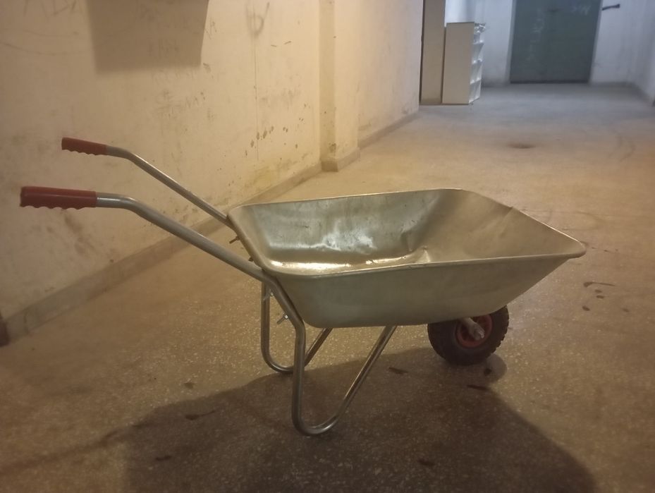 Taczka ogrodowa budowlana uzywana