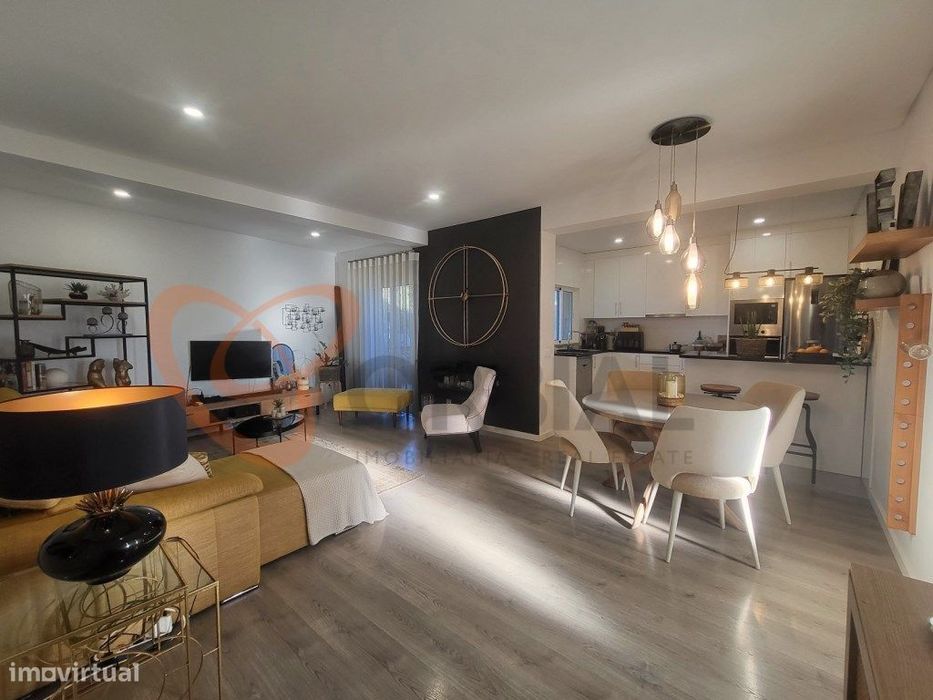 Fantástico Apartamento T2 para venda em Ferreiras, Albufeira