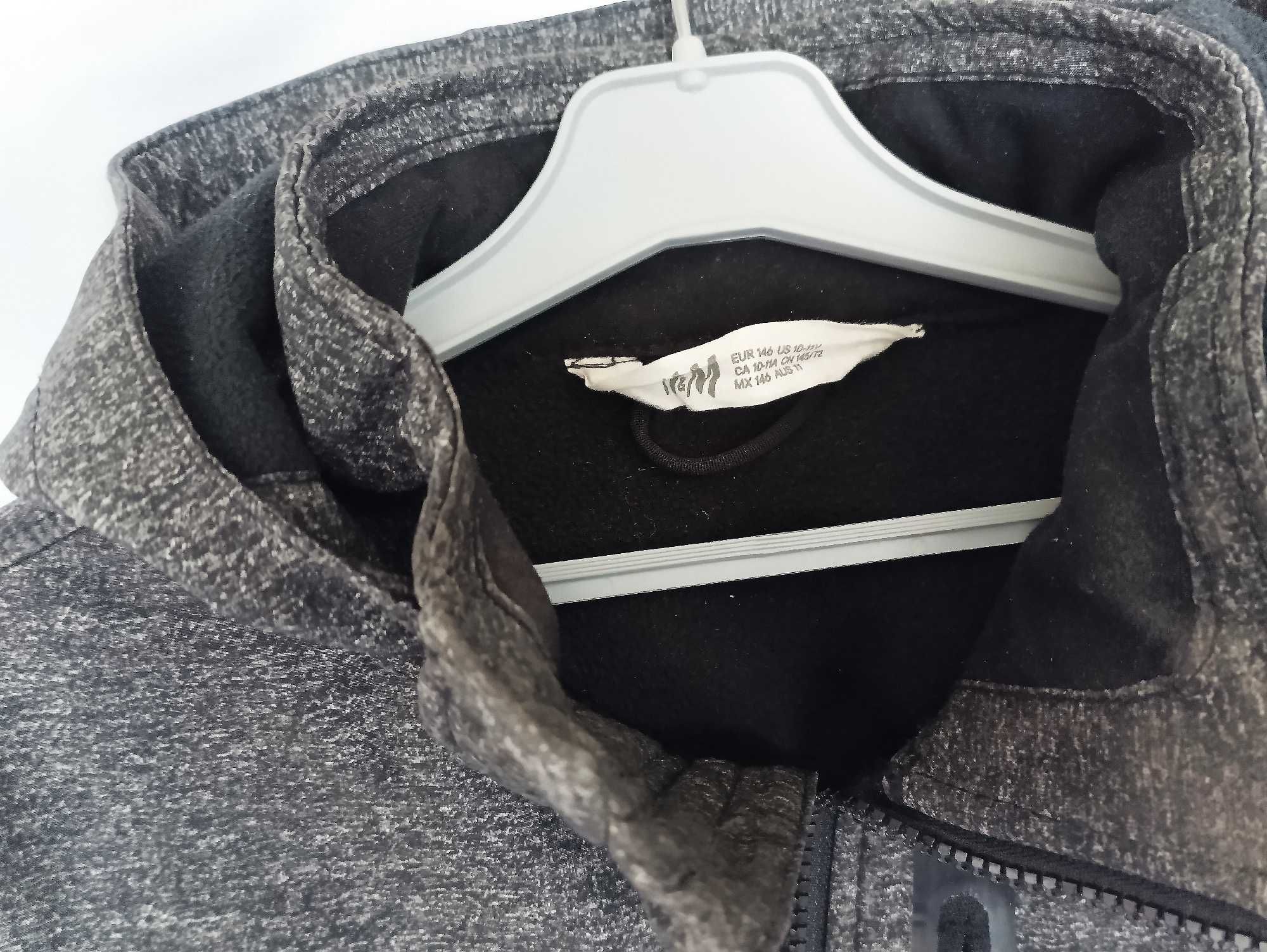 Chłopięca kurtka softshell H&M; 146, 10-11 lat