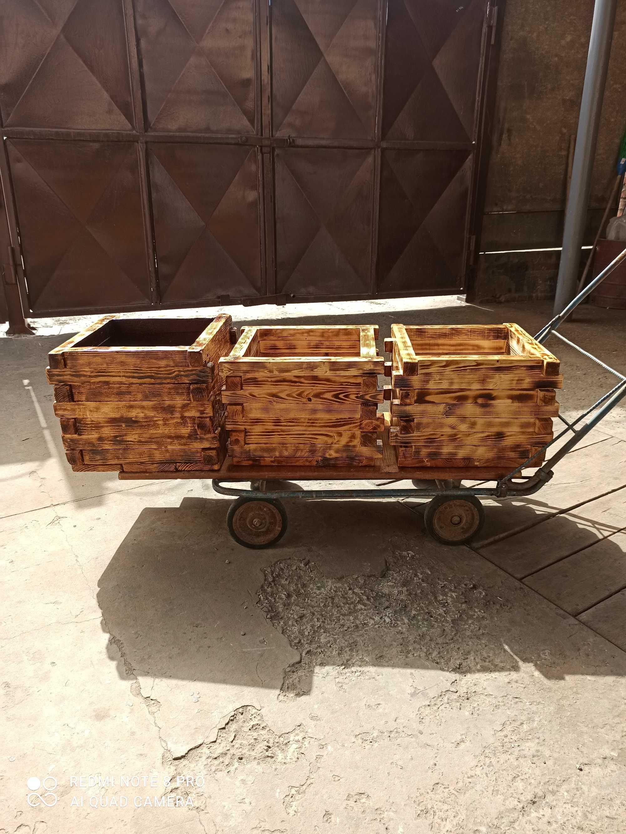 Продам вазоны для цветов
