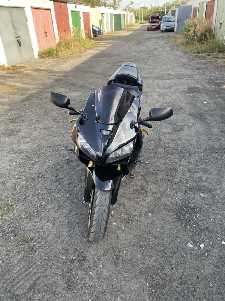 Honda CBR600RR PC37