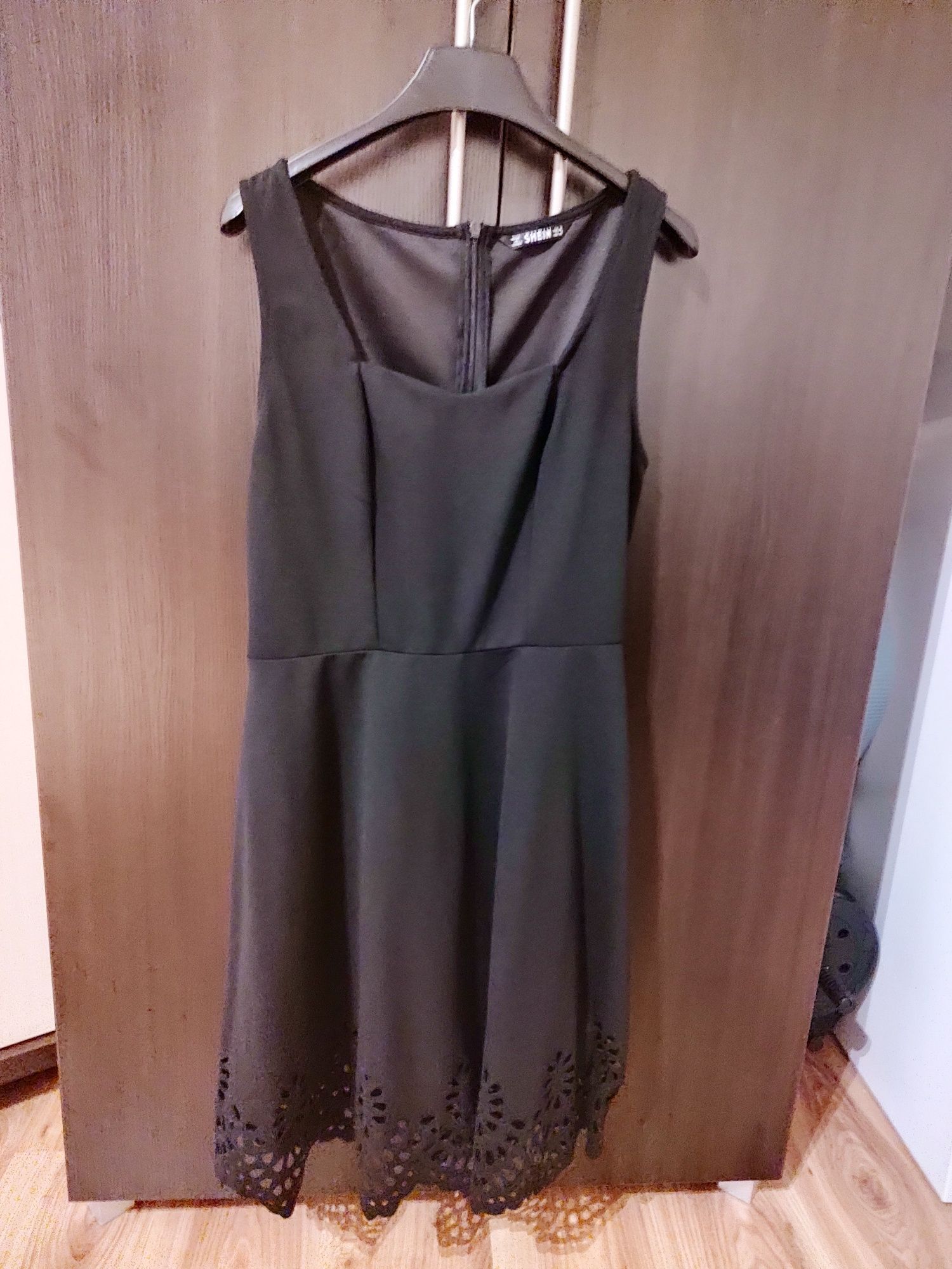 Sukienka czarną M