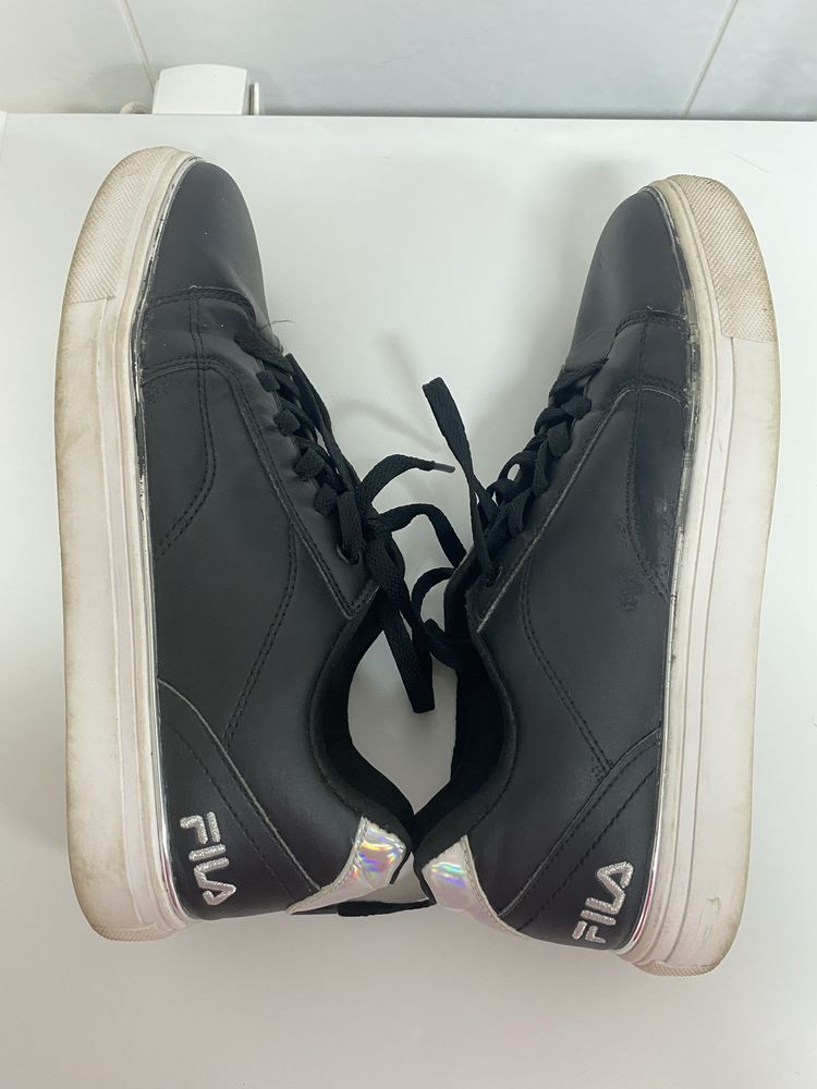 Tenis fila (usados)