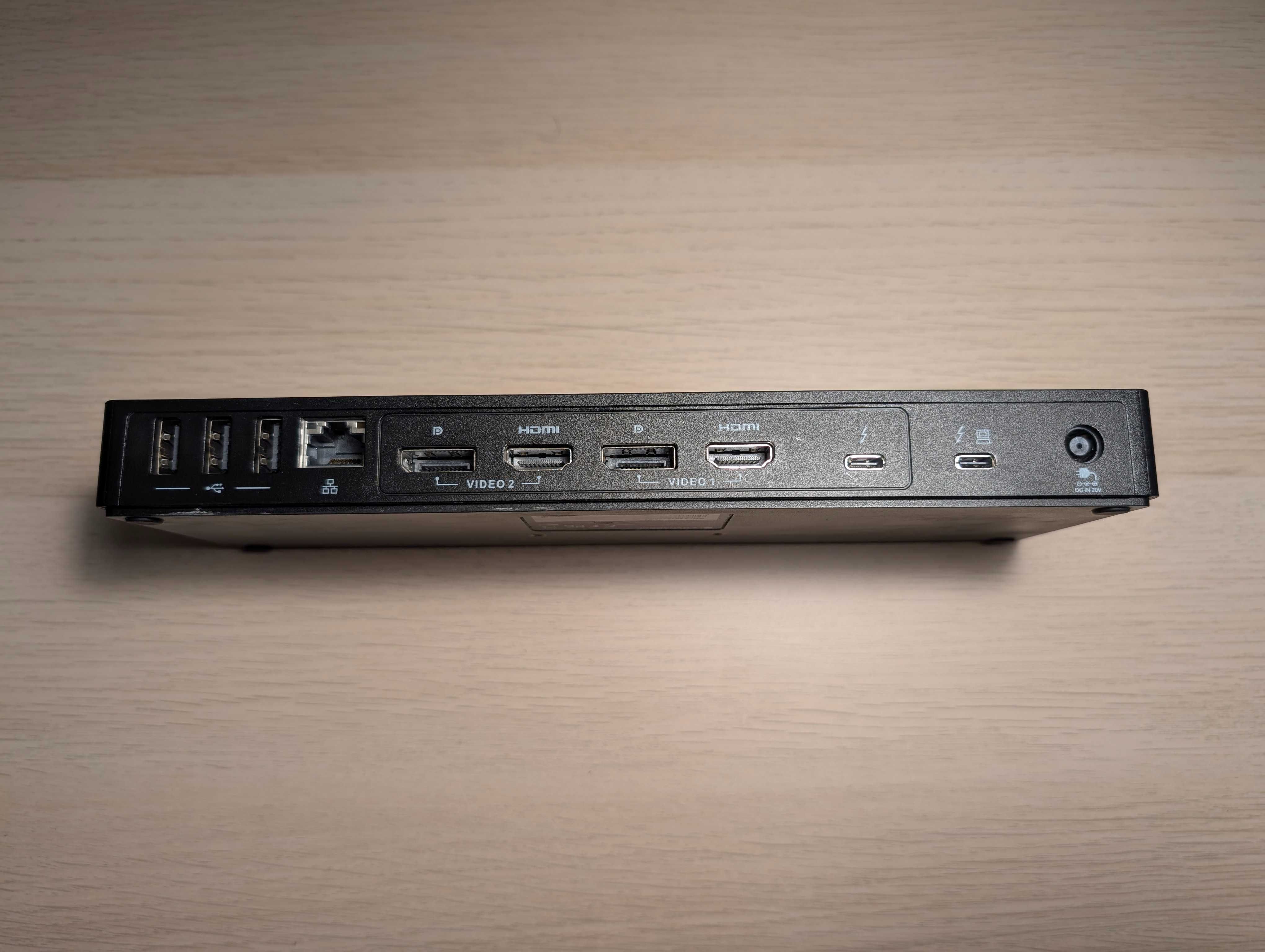 Stacja dokująca USB-C Dynabook Thunderbolt 4 Dock [PS0120EA1PRP]
