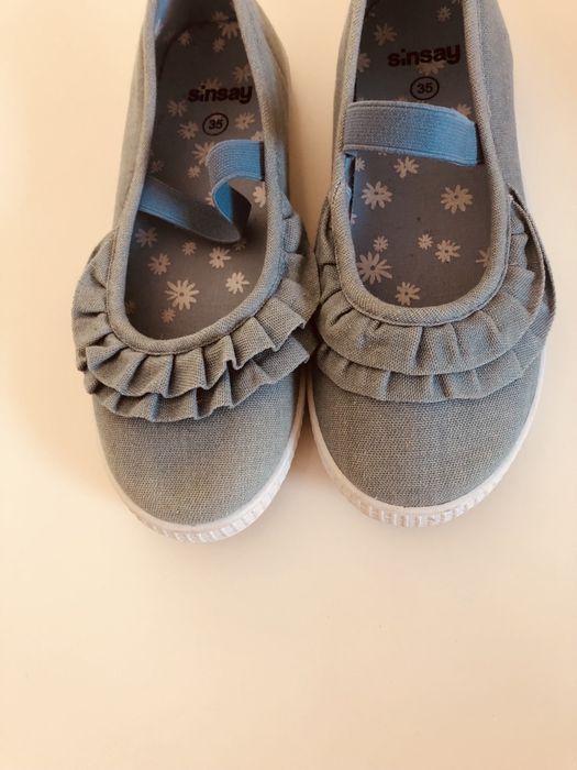 Nowe trampki kapcie szkolne balerinki- 35