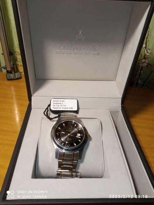 Швейцарський годинник Atlantic