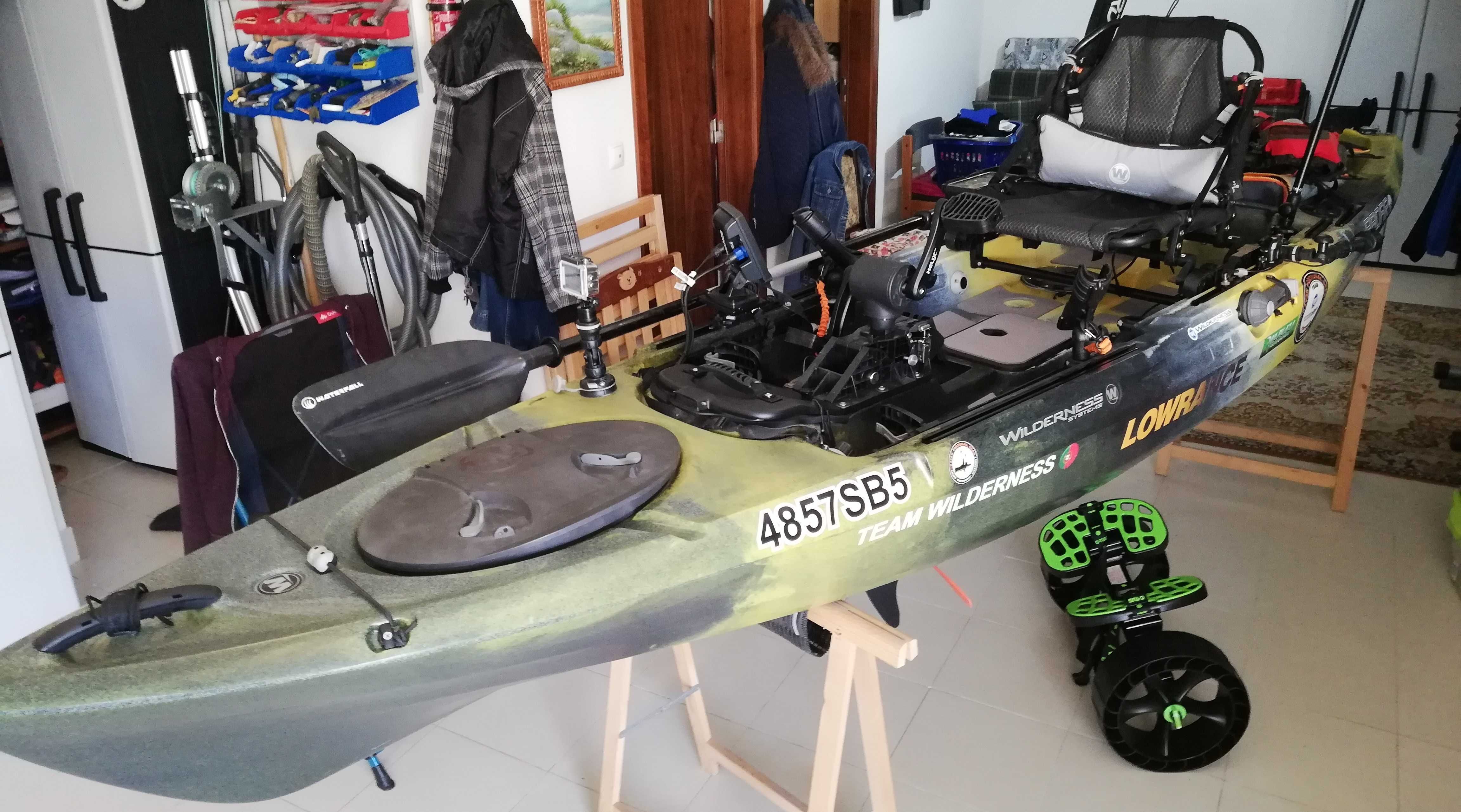 KAYAK DE PESCA Wilderness Kayak Radar 135