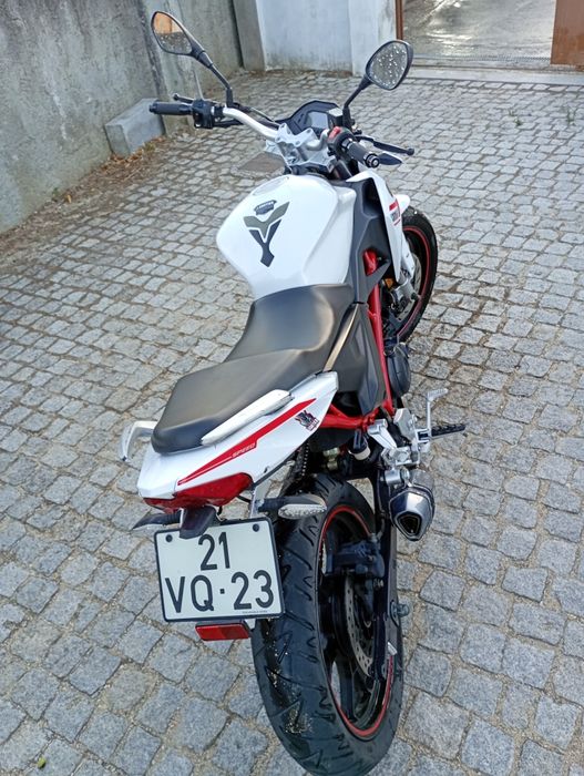 Vortex 125 NKD em bom estado..