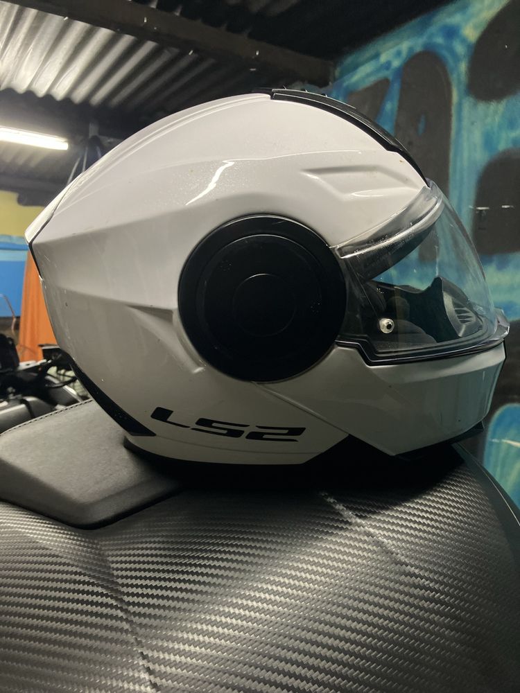 Capacete LS2 modular
