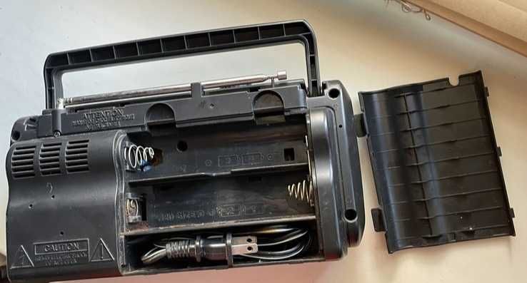 Магнітофон Sony CFM-10