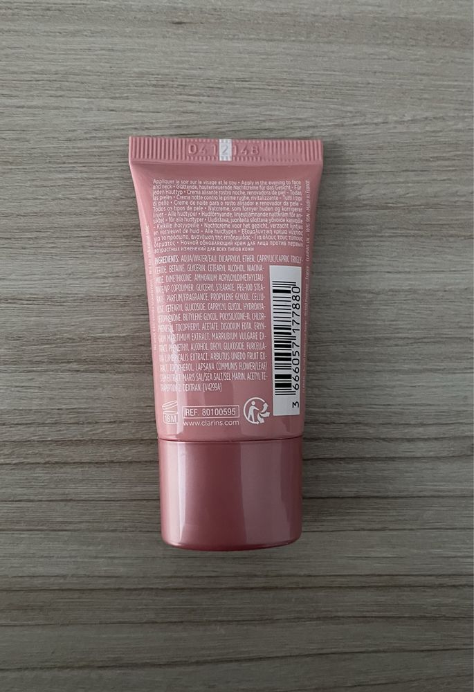 Clarins Multi Active Nuit 15ml krem do twarzy wygładzający zmarszczki