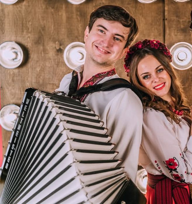 Бандуристка Акордеоніст Ведучий Діджей Корпоратив