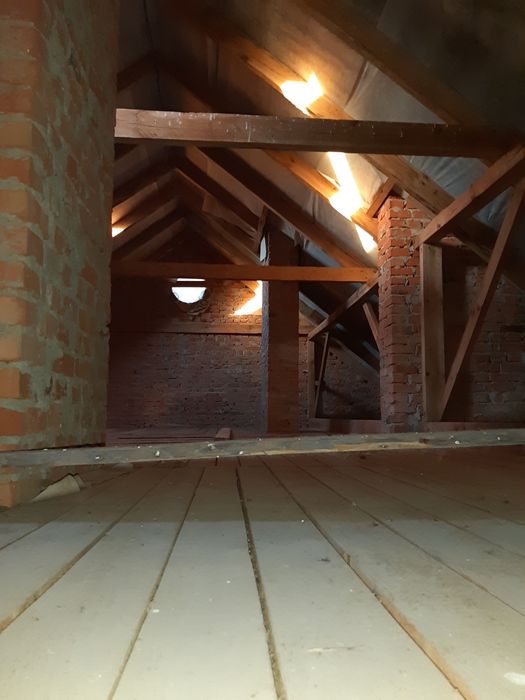 Незавершений будинок