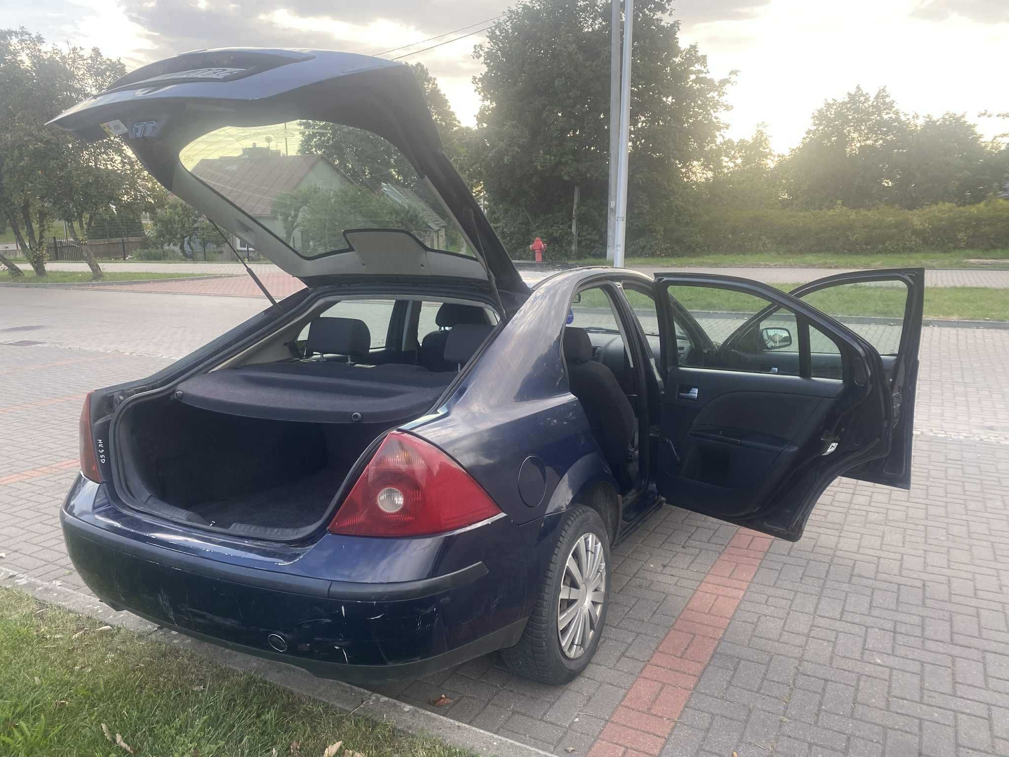 Ford Mondeo mk3 sedan, benzyna 04rok