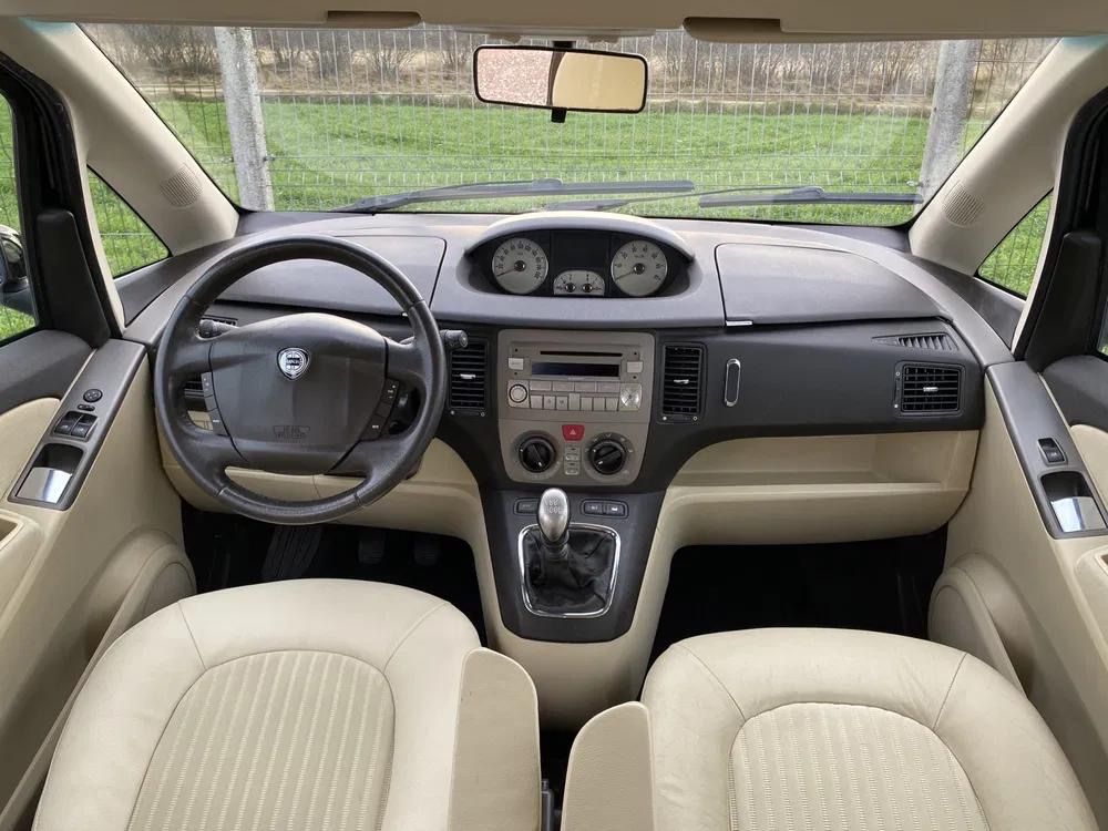Lancia Musa 1,4 benzyna 2007, Stan Bardzo Dobry