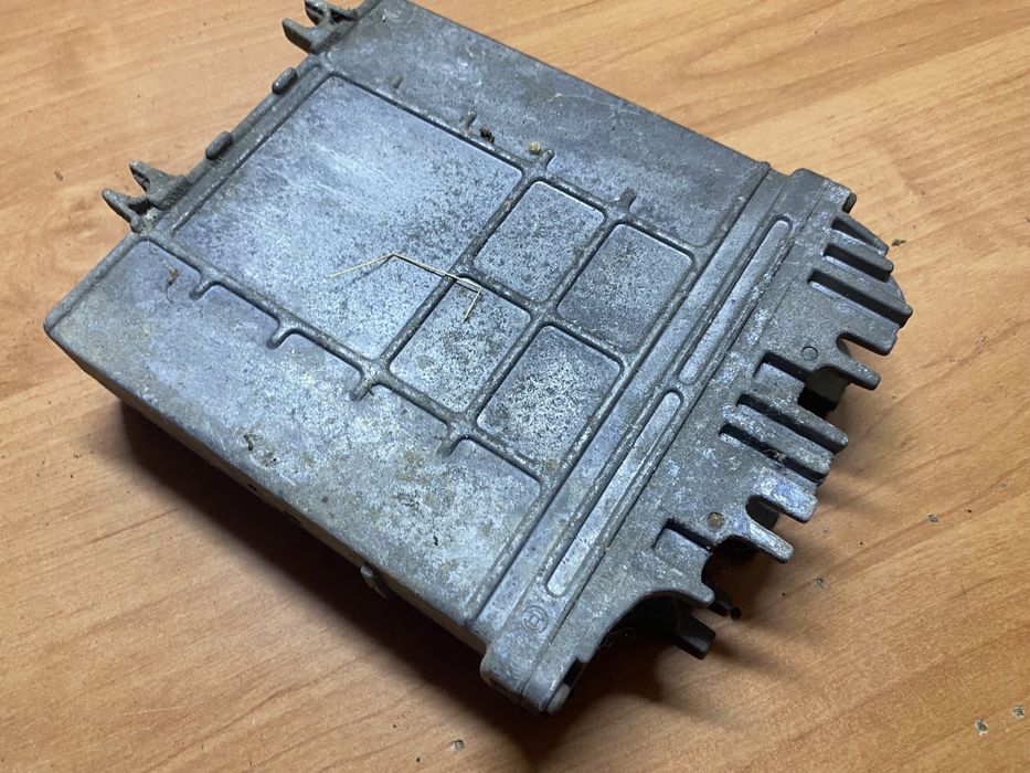 Ебу Renault Laguna 1. Блок упровління Рено Лагуна