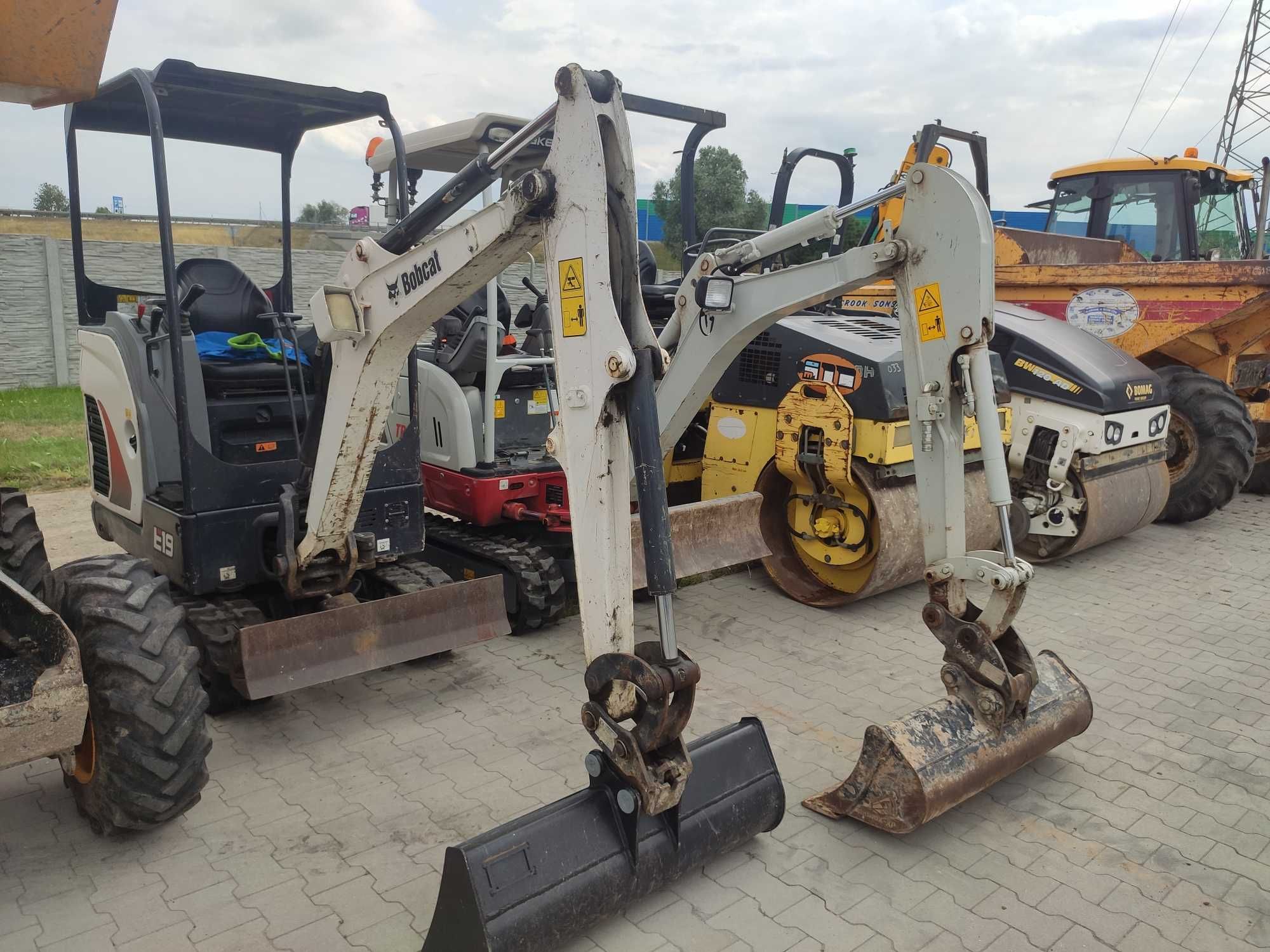 WOZIDŁO BUDOWLANE WYNAJEM KONIN 6 ton 1 tona 3 ton Wypożyczalnia Walec