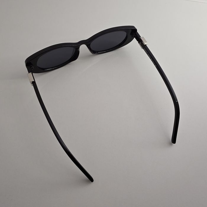 Okulary przeciwsłoneczne Gucci GG1680S Black czarne