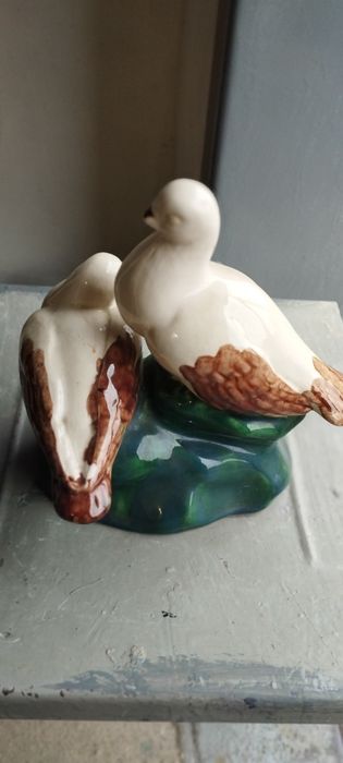 Статуэтка Голуби, керамика, майолика.