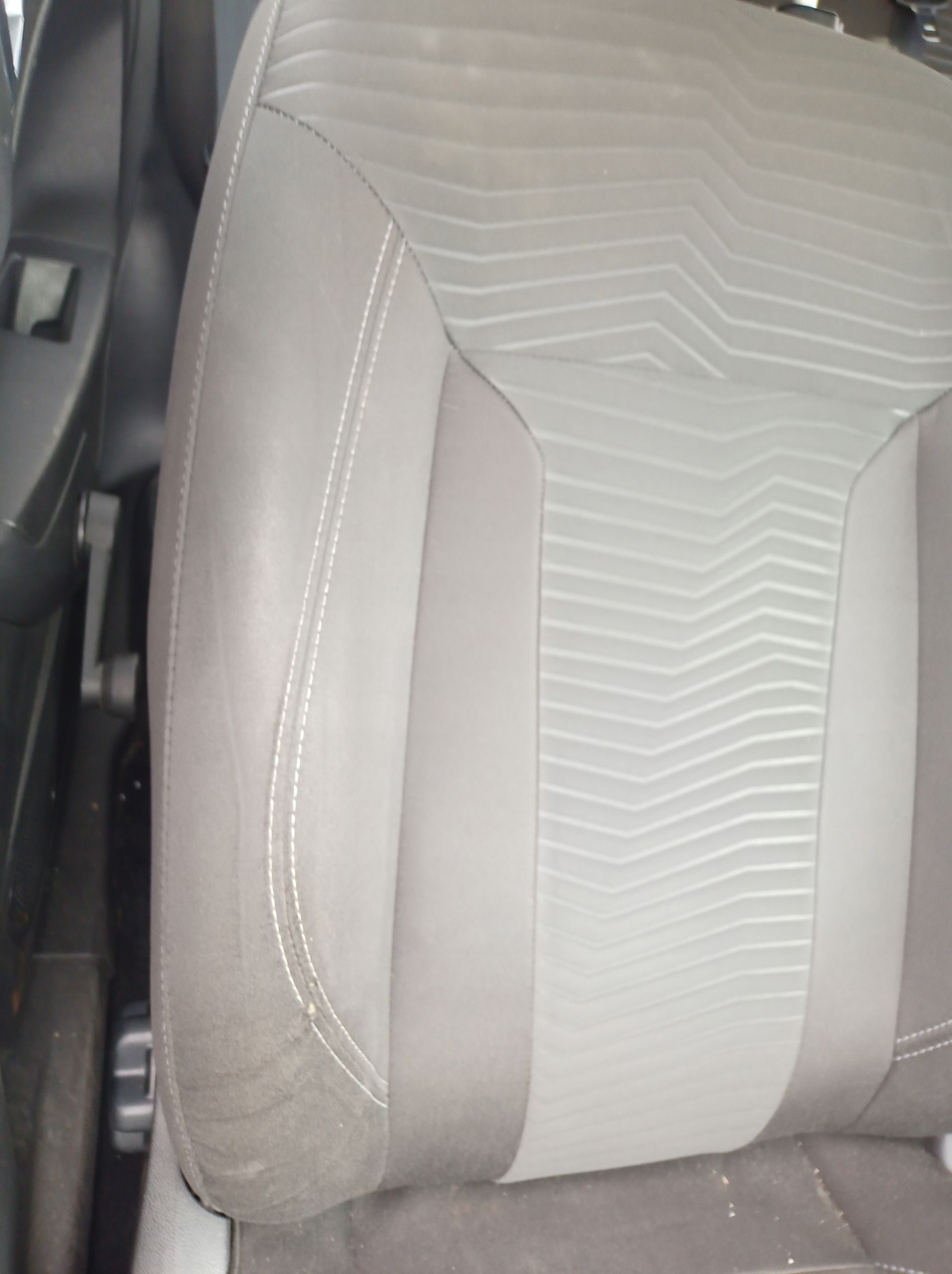 Fotel Fotele Kanapa Ford Fiesta Mk7/5d