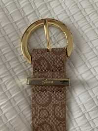 Cinto castanho e creme . Marca Guess