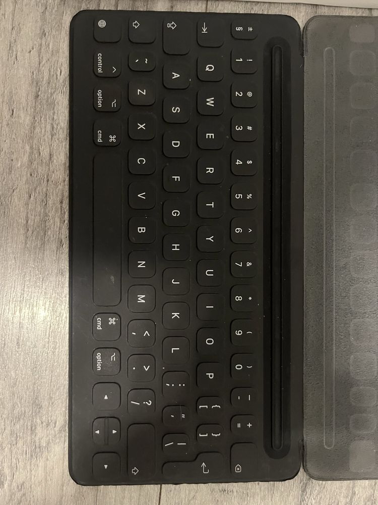 Klawiatura do Ipada Pro 10.5 - Smart Keyboard Ipad Pro (10.5-inch)