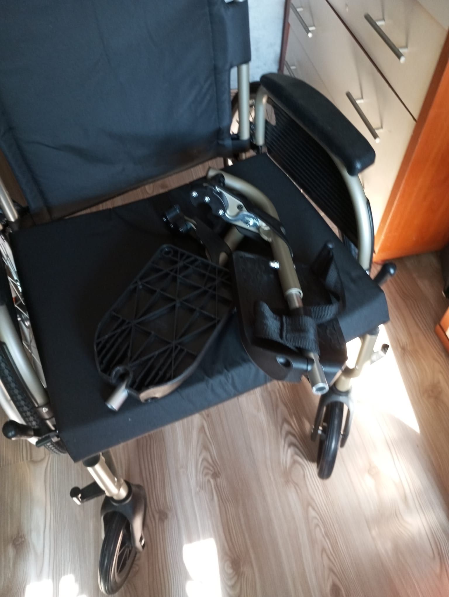 Wózek inwalidzki