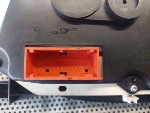 Quadrante / painel de instrumentos RENAULT Clio II Société (SB0/1/2_)