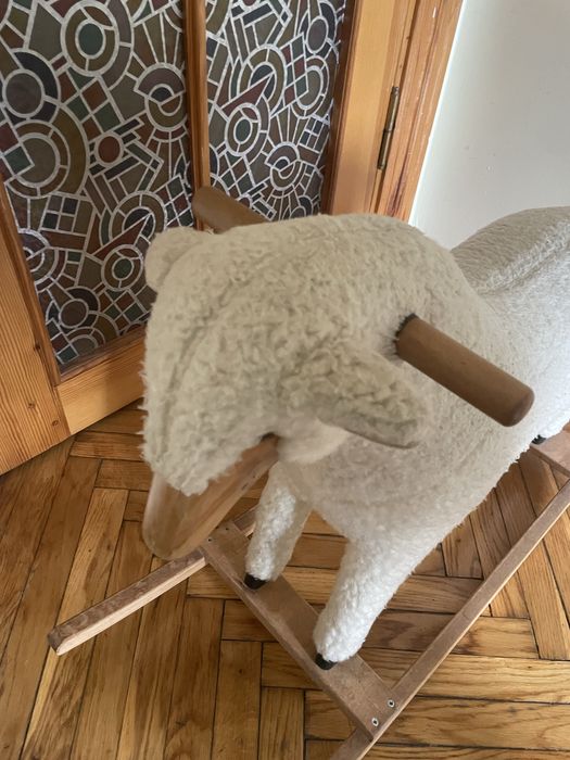 Гойдалка овечка куплена в Англіі англійська якість