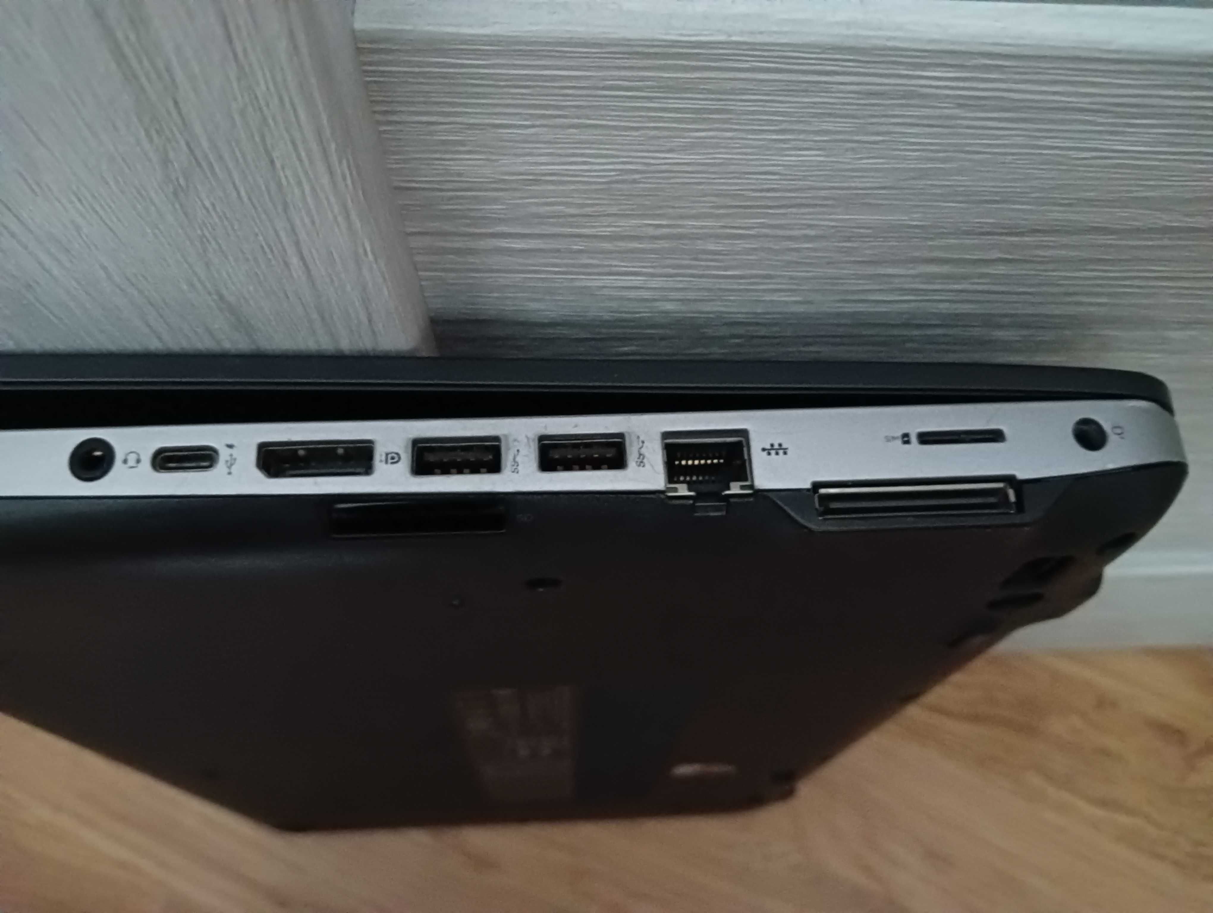 Tani laptop HP 650 G2: i3 2,3 GHz, 4GB DDR4, 128GB SSD