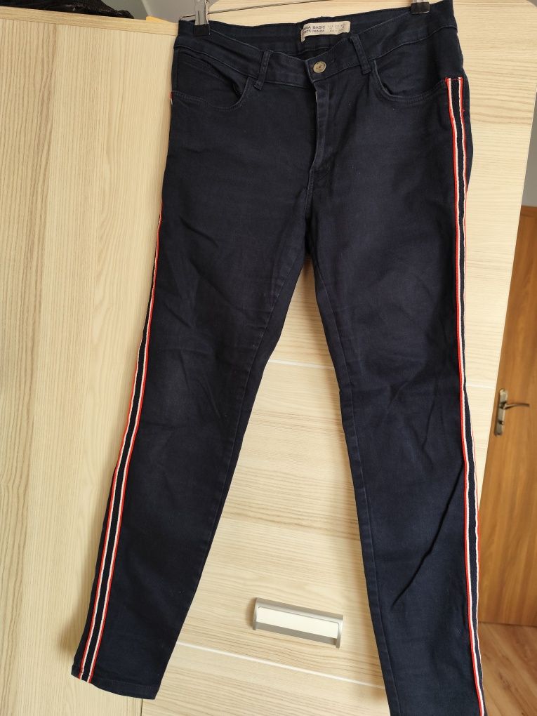 Spodnie jeansowe Zara Basic rozmiar M
