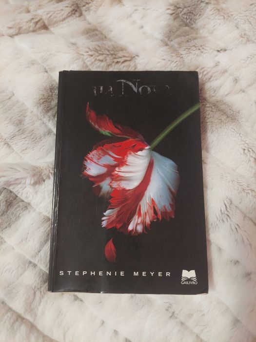 Stephenie Meyer - Saga Twilight