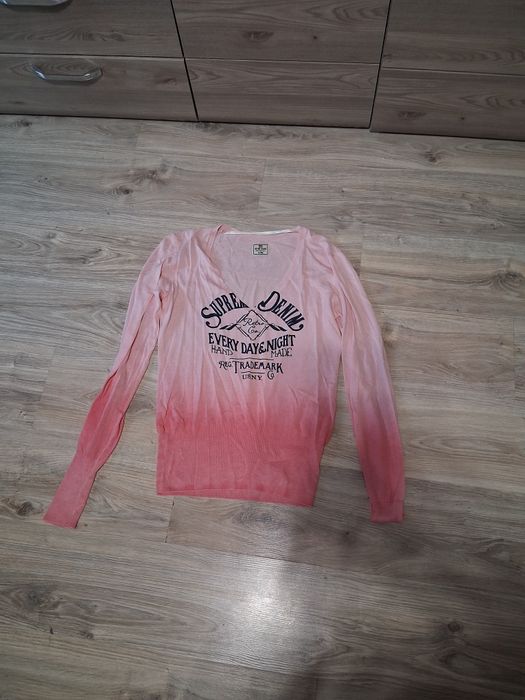 Cienki sweterek damski ubierany przez głowę L-XL