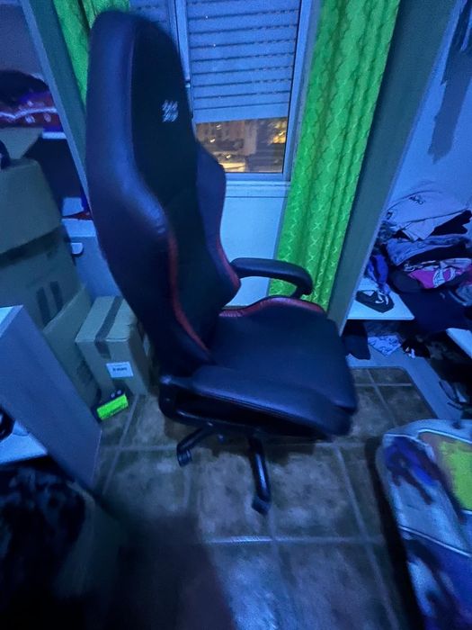 Cadeira alpha gamer como nova