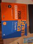 Livros de gramática portuguesa e inglesa