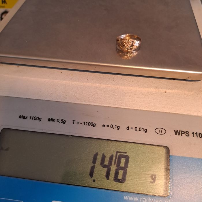 Złoty pierścionek p.585